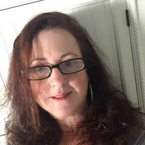 Meet your Posher, Lina